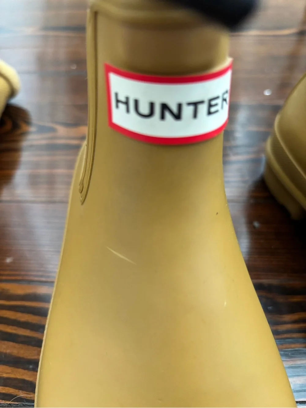 Hunter Chelsea Rain Boots